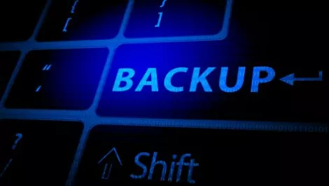 EMC dominates declining disk backup market