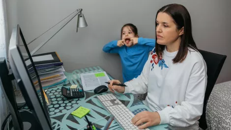 'Zoom fatigue' is turning Australians into frustrated multitaskers - Uniphore survey