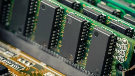 Space ready DDR4 memory with 4GB storage capacity