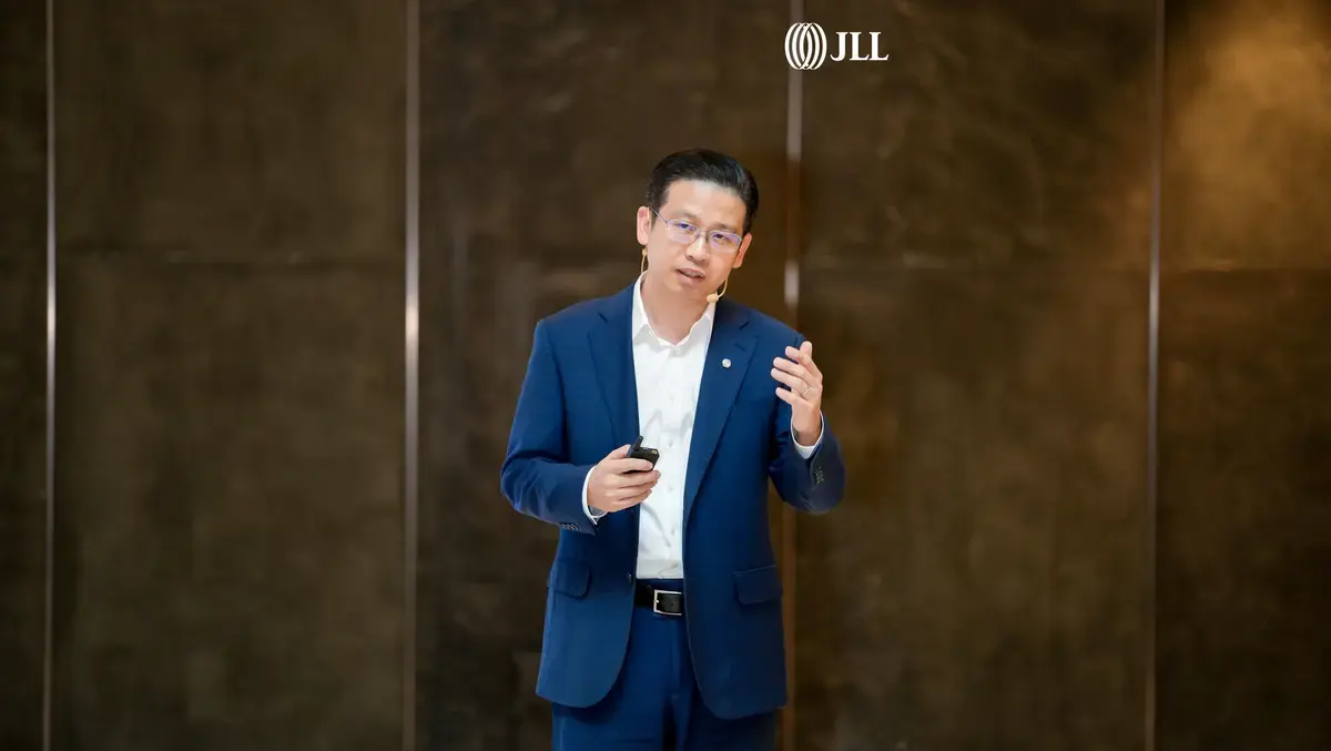 JLL launches new office grade for Shanghai premium towers